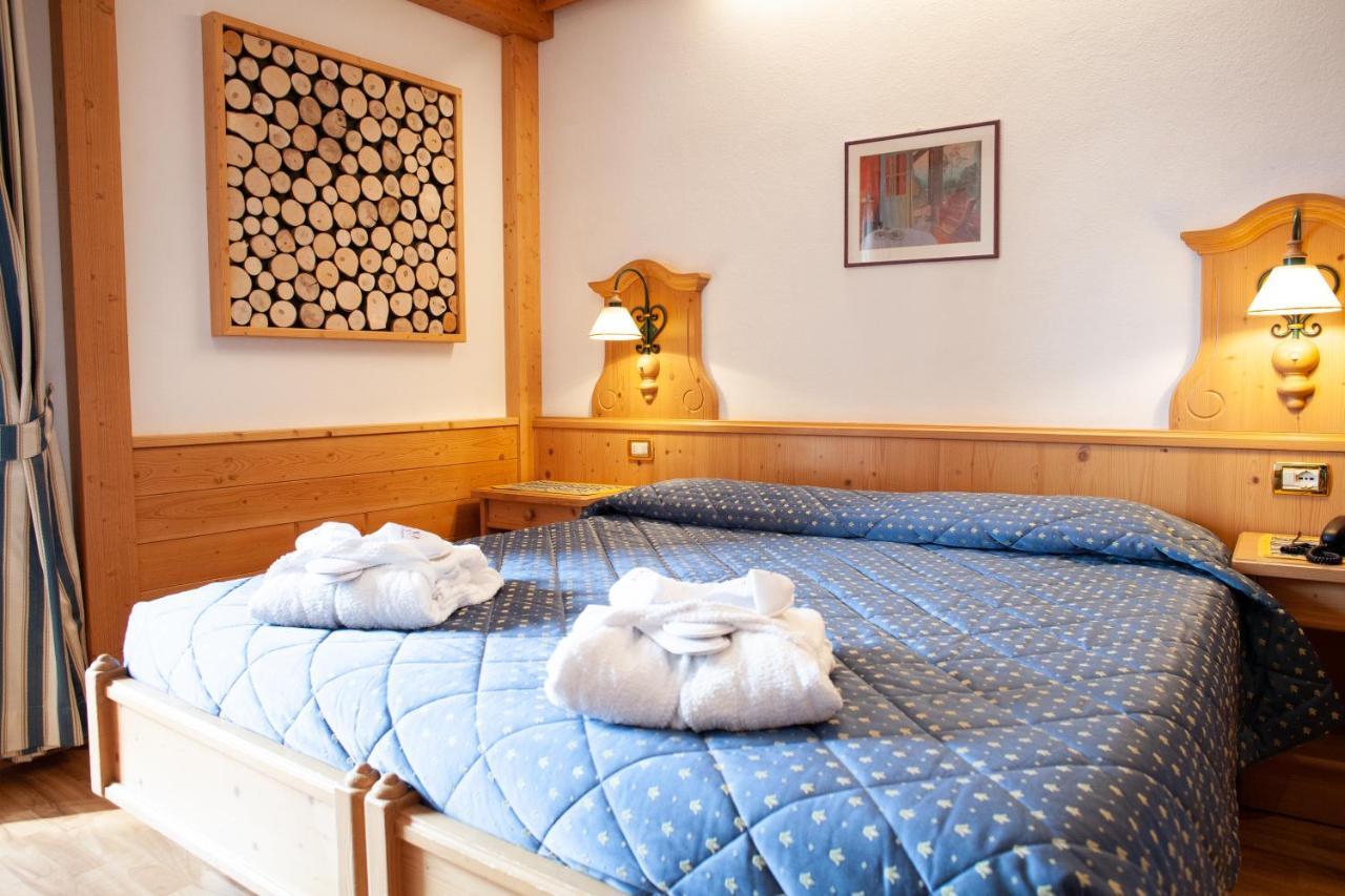 Hotel Posta Forni di Sopra Luaran gambar