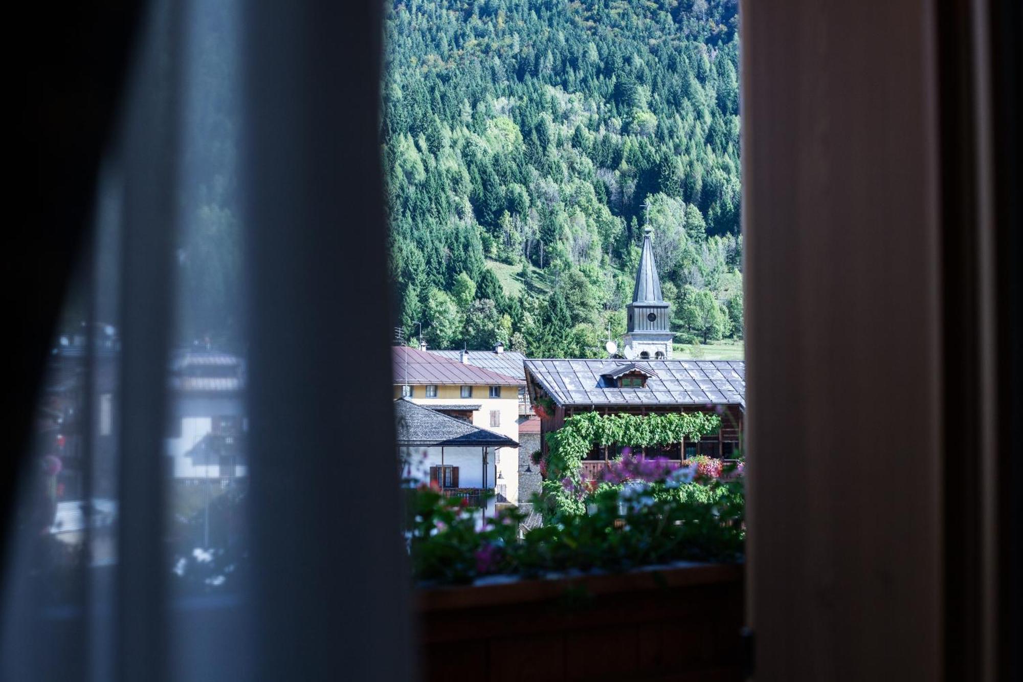 Hotel Posta Forni di Sopra Luaran gambar