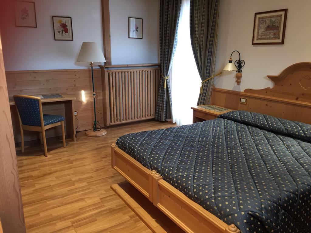 Hotel Posta Forni di Sopra Luaran gambar